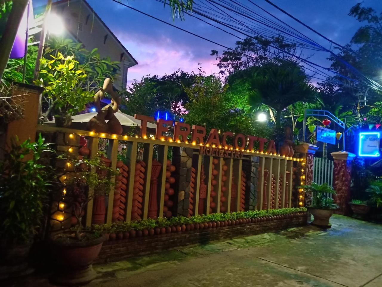 Terra Cotta Homestay Hội An Extérieur photo